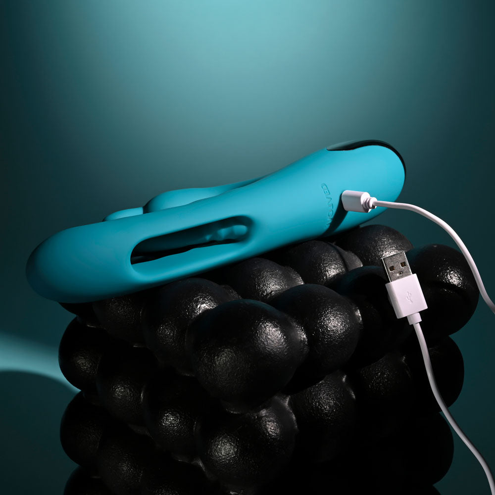 Evolved BUNNY TAPPER - 20 cm USB Rechargeable Rabbit Vibrator with Flicking Shaft