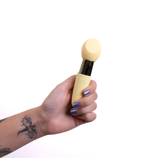 Maia RINA - - 13.3 cm USB Rechargeable Vibrator