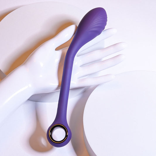 Playboy Pleasure SPOT ON - 22.6 cm USB Rechargeable Poseable G-Spot Vibrator