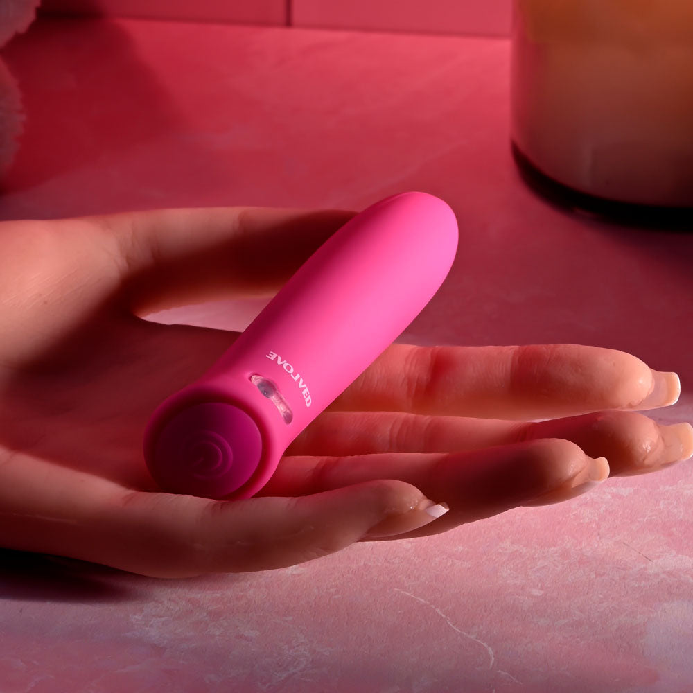 Evolved Pretty In  -  8.6 cm (3.4'') USB Rechargeable Bullet