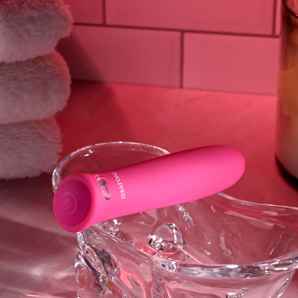 Evolved Pretty In  -  8.6 cm (3.4'') USB Rechargeable Bullet