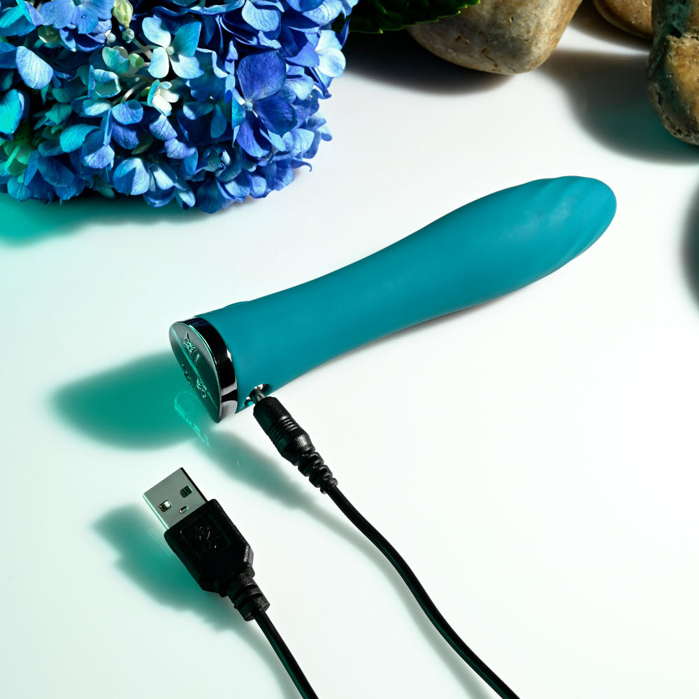 Evolved ULTRA WAVE -  13 cm USB Rechargeable Mini Vibrator