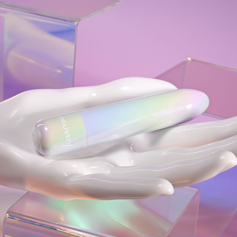 Evolved EASY DOES IT - Pearlescent  10 cm USB Rechargeable Bullet
