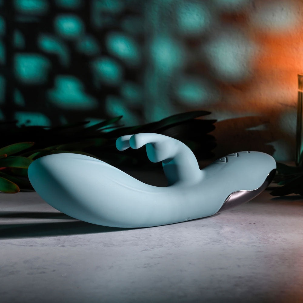 Evolved BOSS BUNNY - Baby  20.1 cm USB Rechargeable Rabbit Vibrator