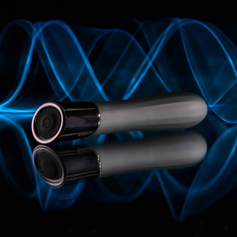 Evolved BACK IN  -  11.9 cm USB Rechargeable Bullet