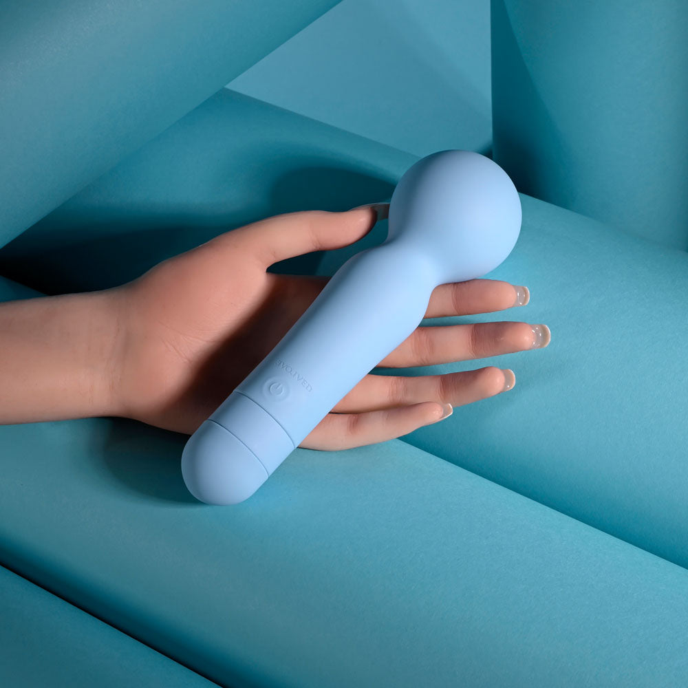 Evolved IRIS -  18.3 cm USB Rechargeable Massage Wand