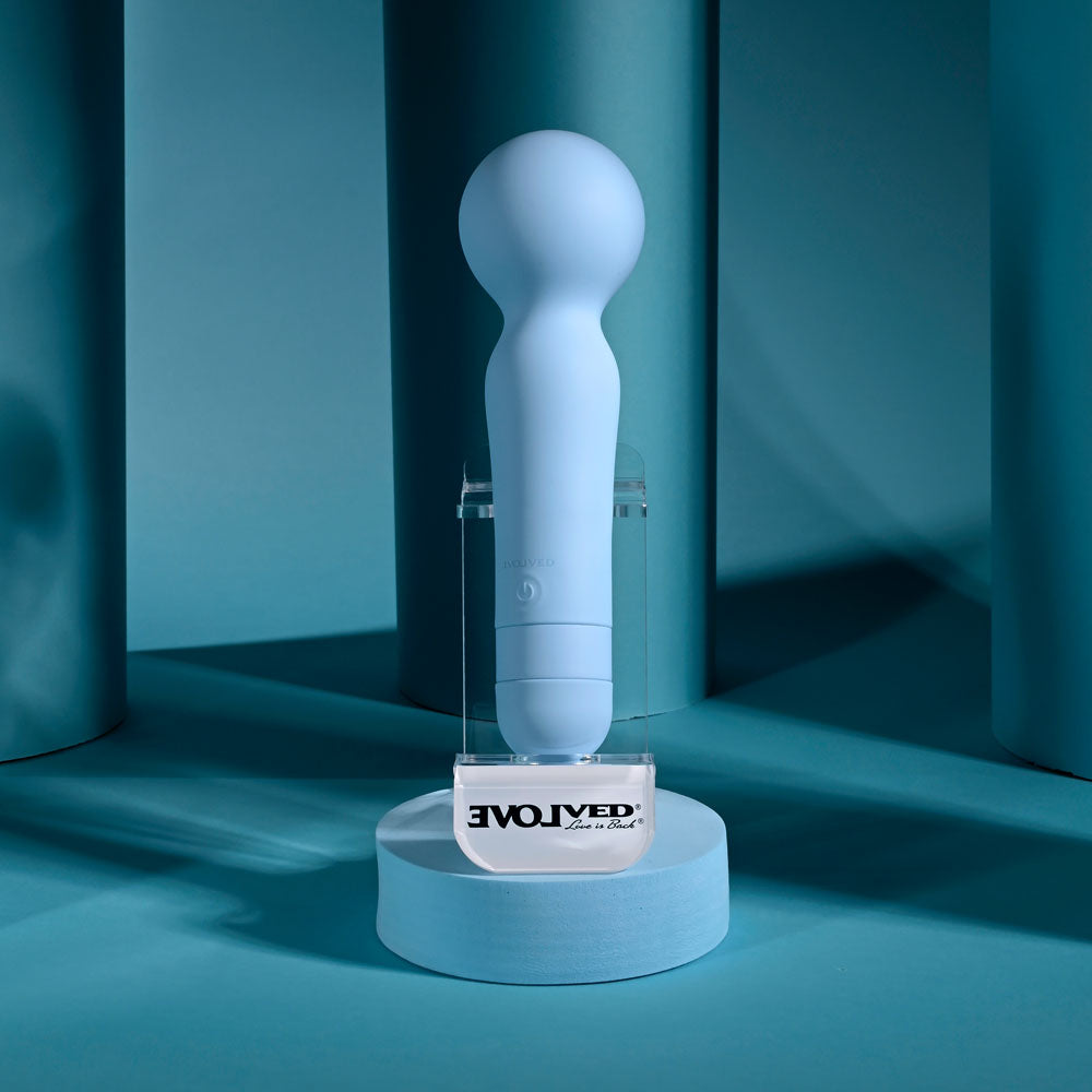 Evolved IRIS -  18.3 cm USB Rechargeable Massage Wand