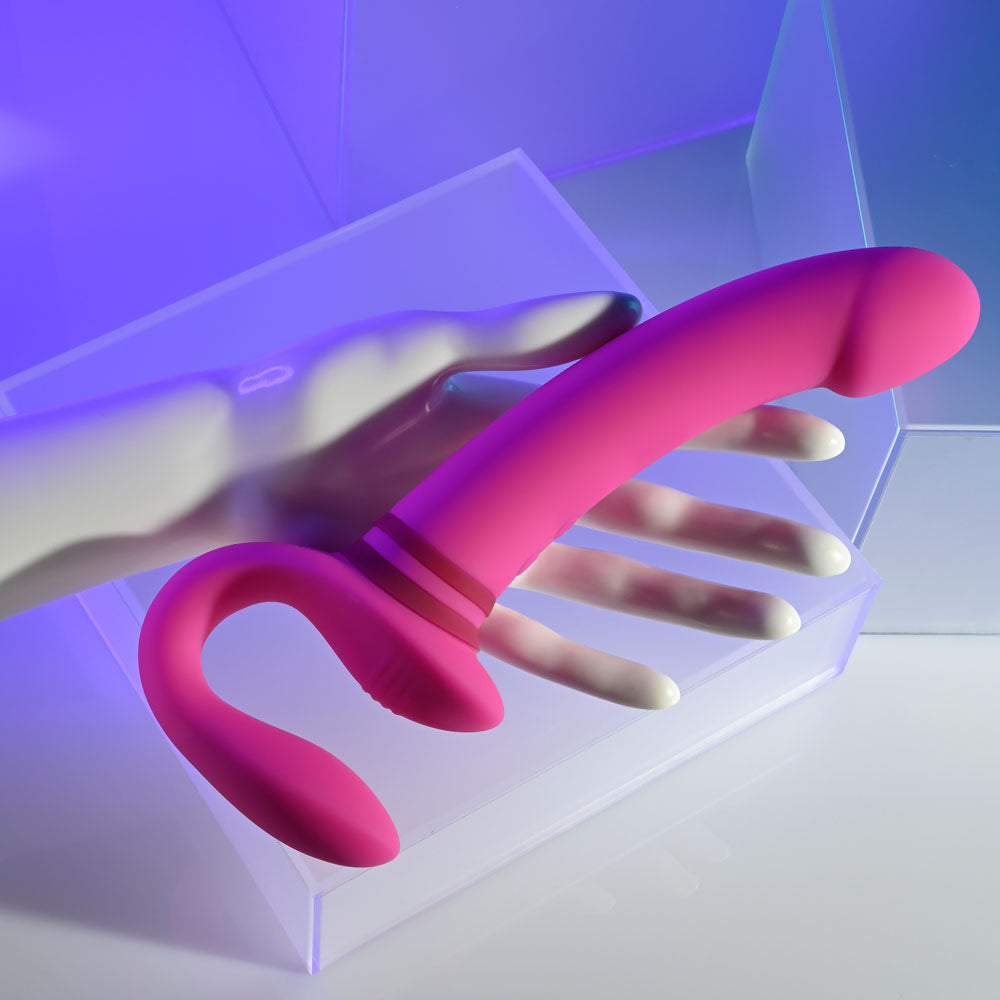Gender X SHARING IS CARING -  21.9 cm USB Rechargeable Strapless Strap-On