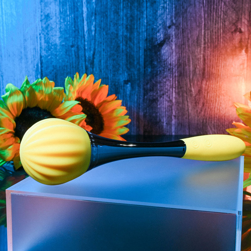 Gender X SUNFLOWER -  20 cm USB Rechargeable Massage Wand
