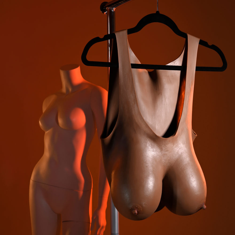 Gender X UNDERGARMENTS - PLATE E-CUP - Dark -  Wearable Breasts - E-Cup Size