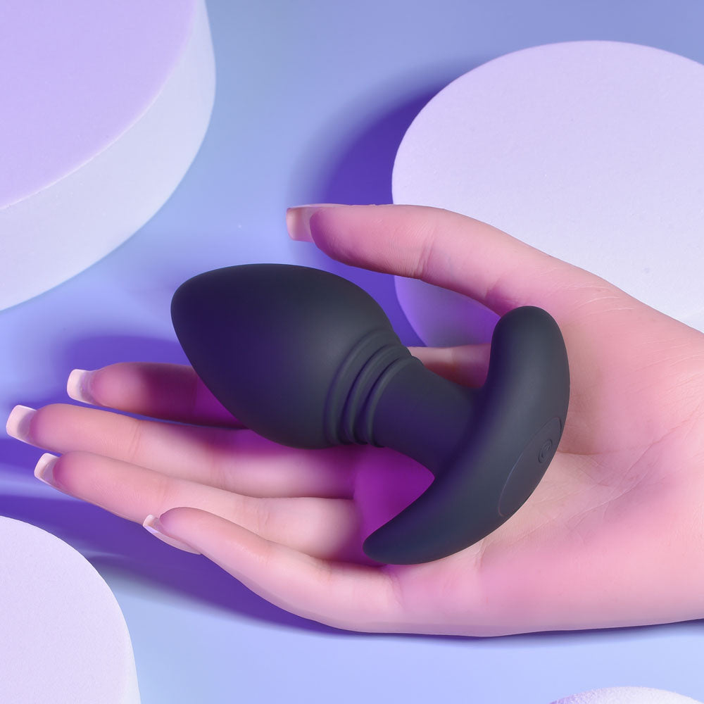Playboy Pleasure PLUG & PLAY -  10.3 cm USB Rechargeable Vibrating Butt Plug with Wireless Remote