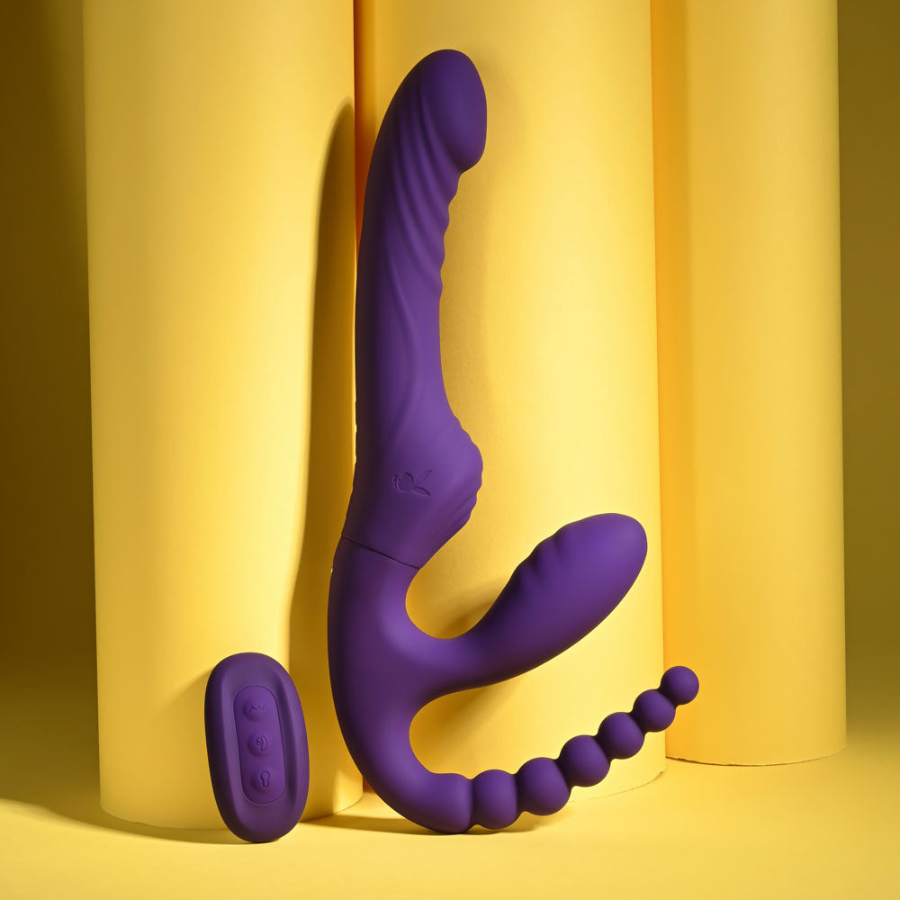 Playboy Pleasure HUG IT OUT -  29 cm USB Rechargeable Strapless Strap-On